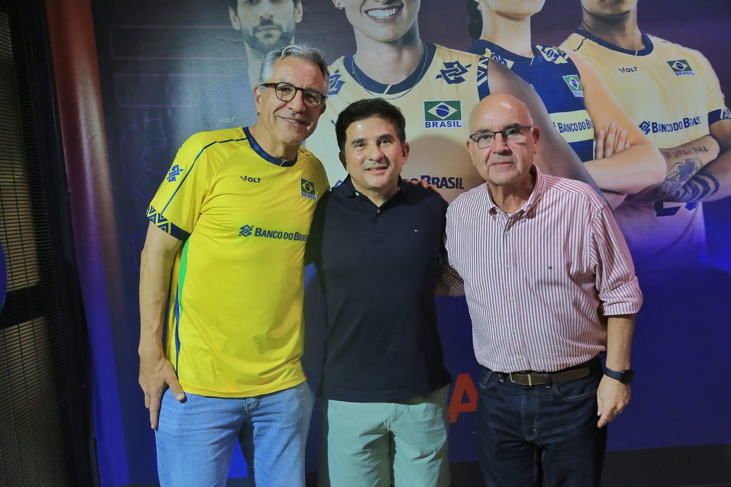 Ministros Padilha e Paulo Henrique e presidente da CBV