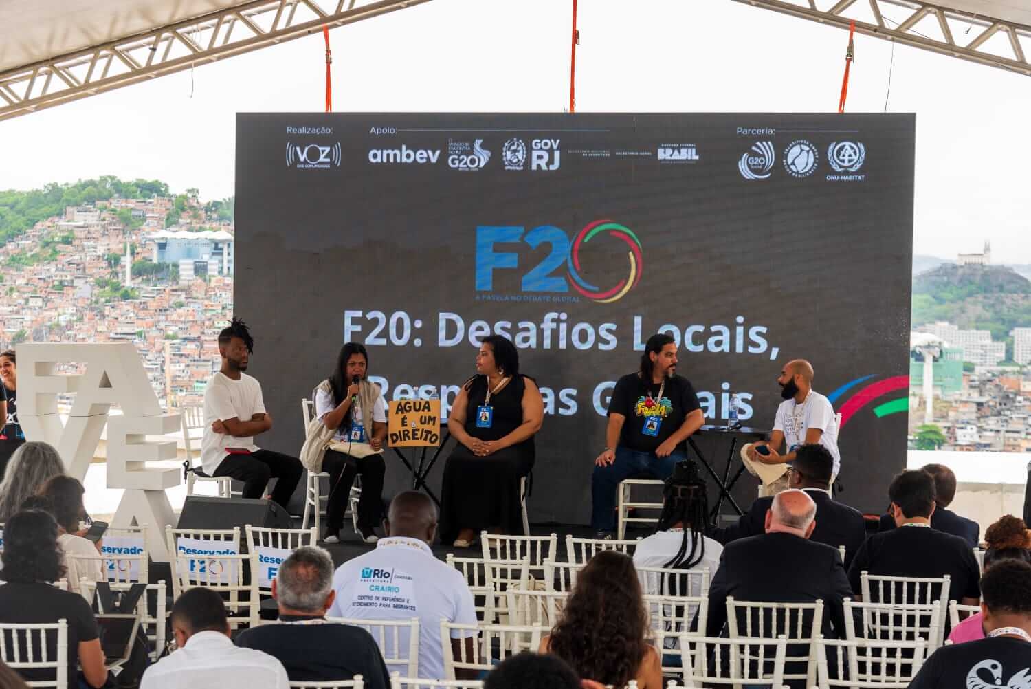 Desafios Locais, Respostas Globais - Painel do Lançamento. Foto: Selma Souza/Divulgação Voz das Comunidades