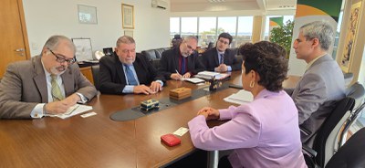 ACS Ambassador visits ABC headquarters 1.jpeg