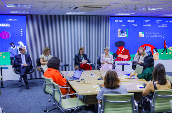 Academia de Cuidados discute trabalho decente e igualdade para promover justiça social