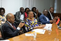 Angola conhece mecanismos brasileiros de monitoramento da alimentação escolar