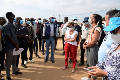 Angola_reuniao_catadores_isabella.jpg
