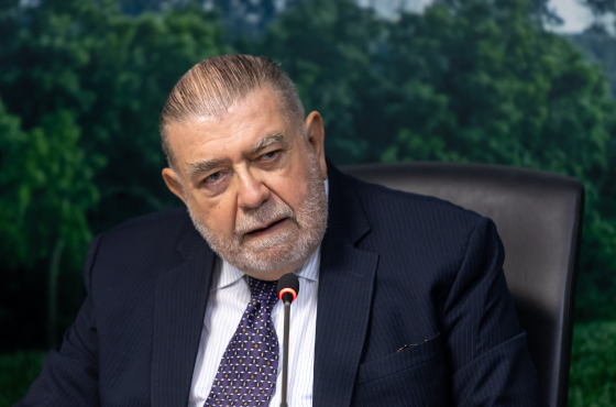 Embaixador Ruy Carlos Pereira 