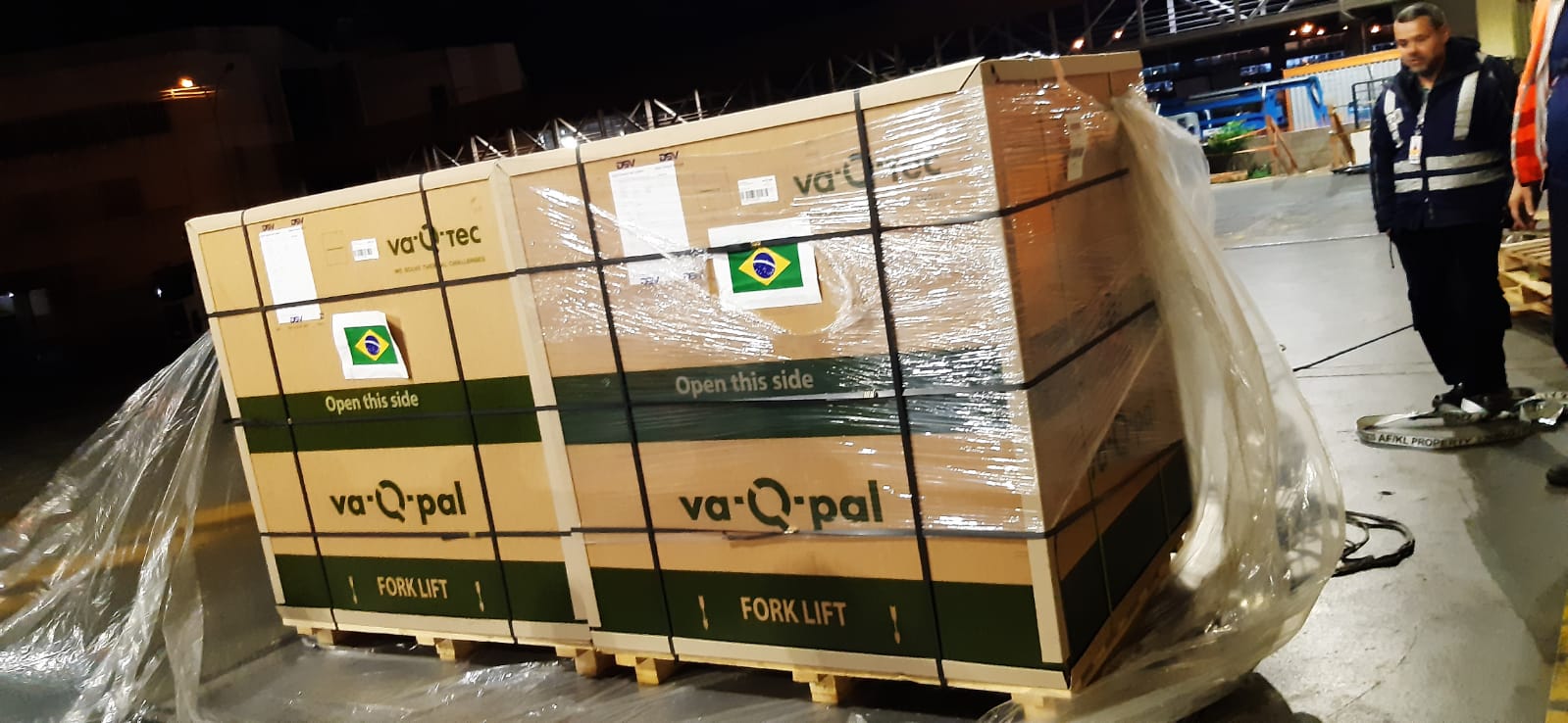 Brasil doa insulina ao Equador_006.jpg