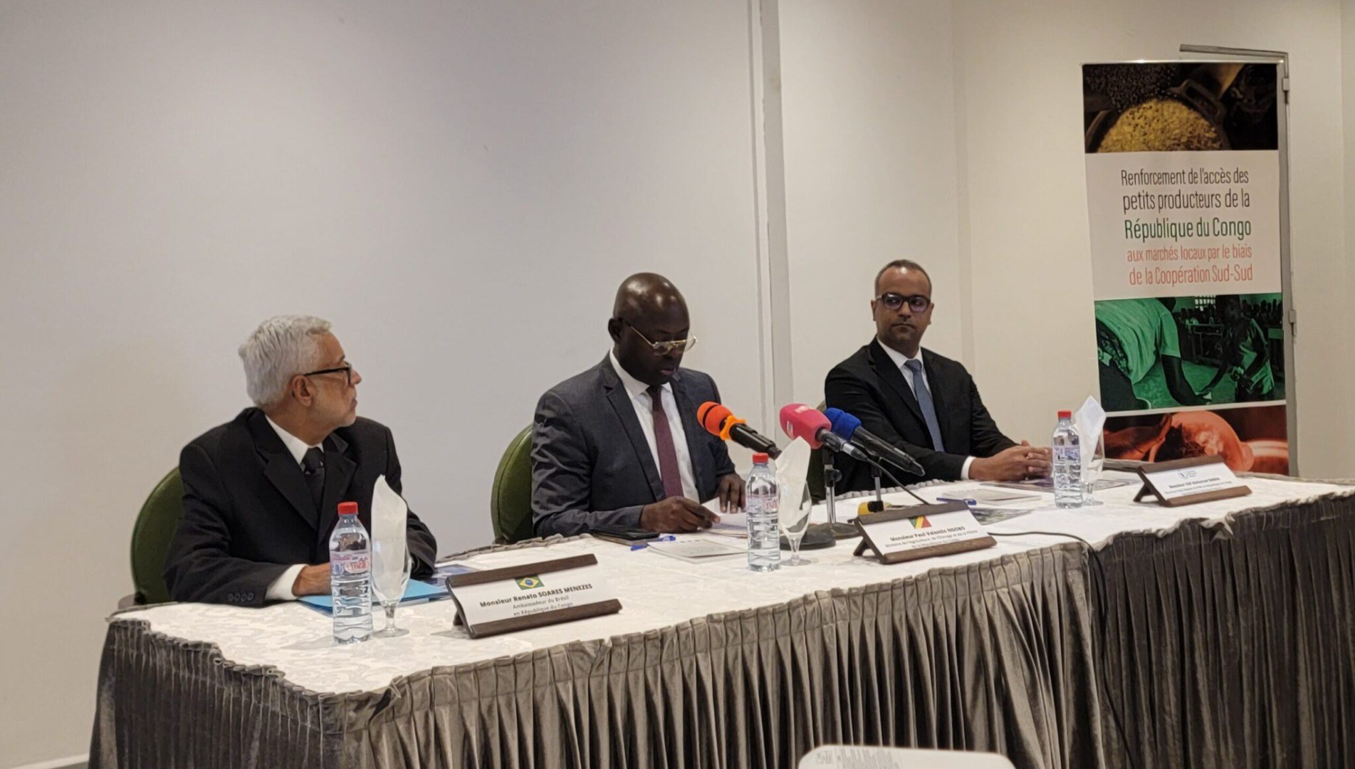 Brasil e Congo iniciam cooperação em alimentação escolar e agricultura familiar.jpg