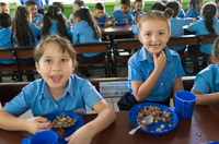 Ciclo de intercâmbios gratuitos on-line fortalece capacidades de profissionais de alimentação escolar na América Latina e no Caribe