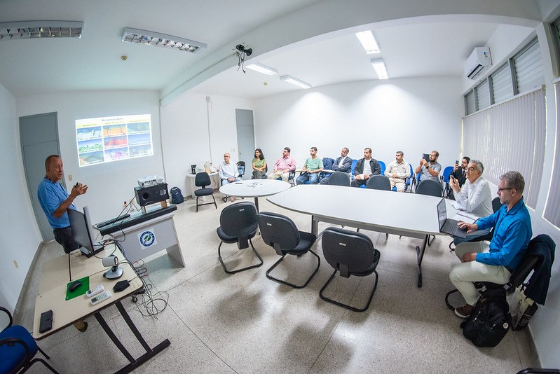 Cooperação: pesquisadores de Omã conhecem controle de pragas agrícolas no Brasil