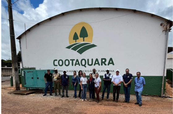 Os participantes estiveram em uma propriedade de agricultura urbana.png