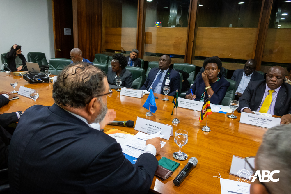 Delegação de Uganda vem ao Brasil conhecer Programa de Alimentação Escolar 9.JPEG