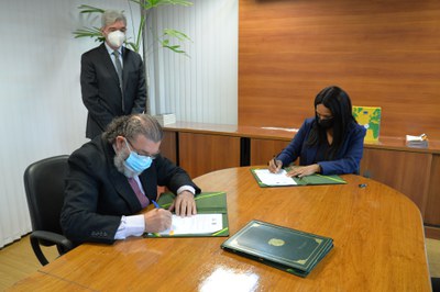 Diretor da ABC recebe a Chanceler 6.jpeg