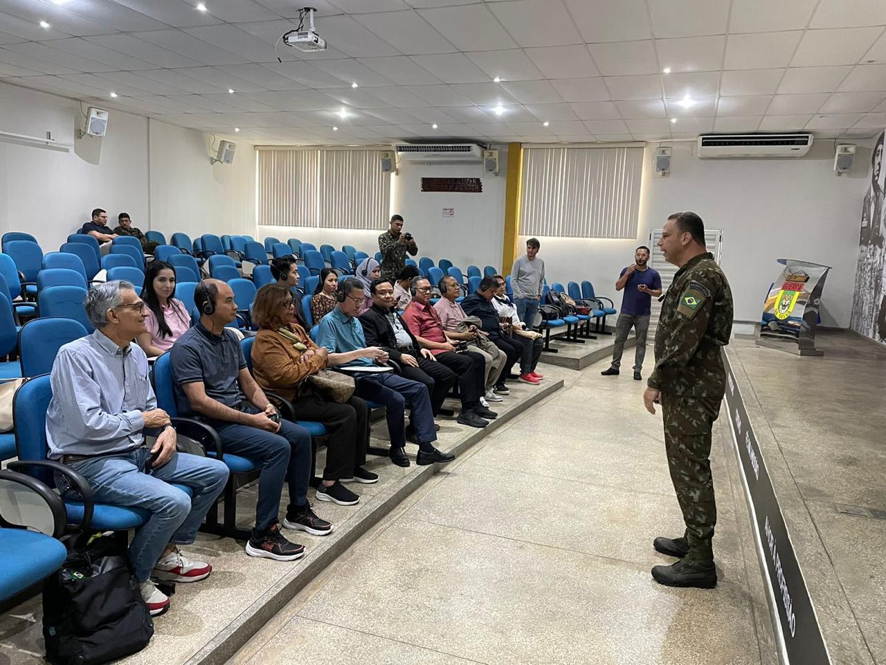 Visita embaixadores Amazônia (11).jpeg