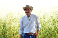 Jovem agricultor paraguaio acredita em futuro melhor com o algodão