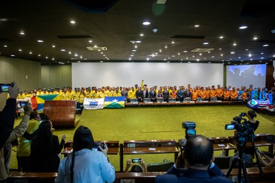 Missão humanitária retornada do Canadá é homenageada no Itamaraty1.jpg