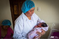 Modelo de Banco de Leite Humano brasileiro salva vidas na Guatemala