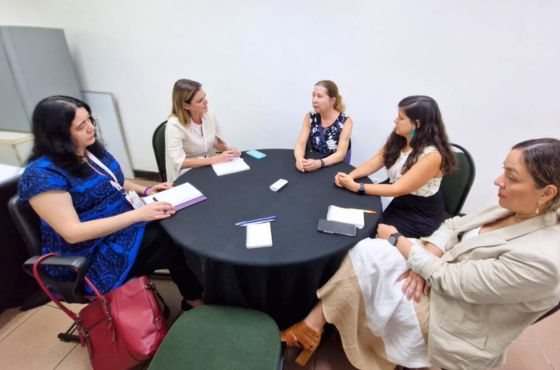 Fortalecimento das políticas públicas para as mulheres