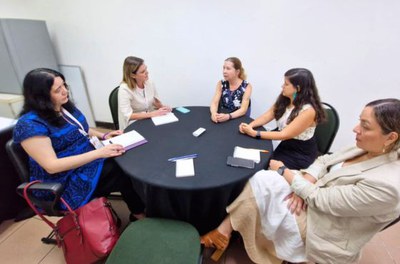 Fortalecimento das políticas públicas para as mulheres