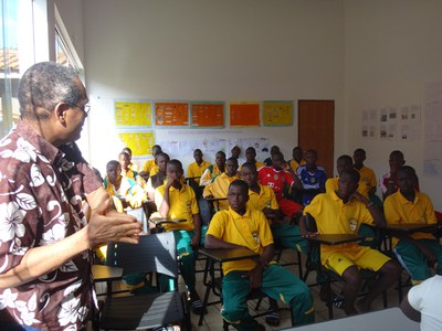 Parceria entre ABC e Ministério do Esporte proporciona capacitação em futebol de jovens jogadores e treinadores do Benin 1.JPEG