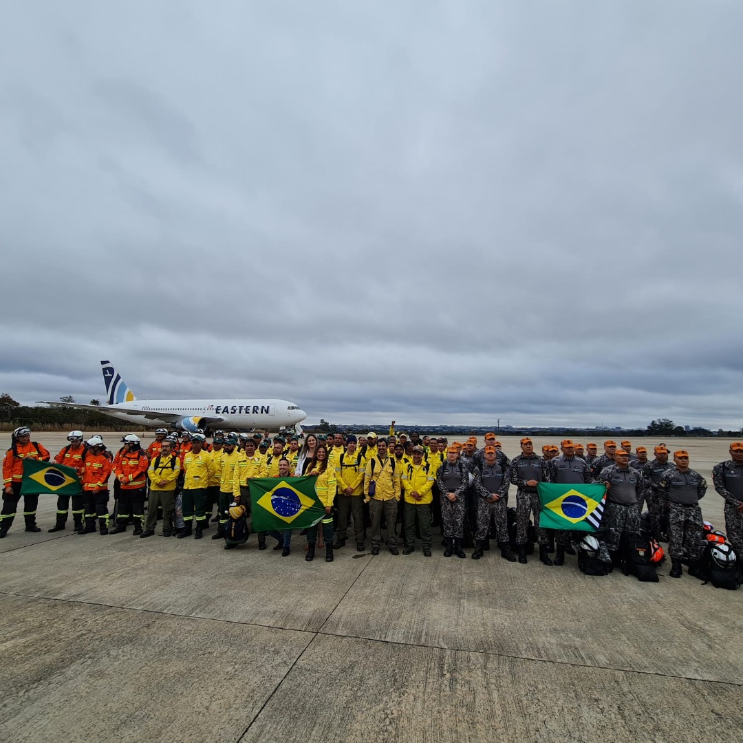 Missão Humanitéria Canadá_saida do avião _013.jpeg