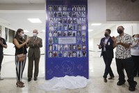 Profissionais da saúde brasileiros são homenageados