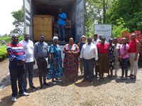 Projeto “Cotton Victoria” entrega equipamentos agrícolas e laboratoriais ao Quênia