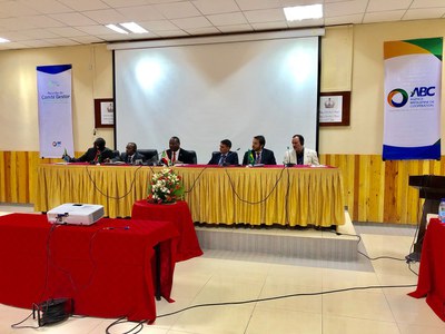 Projeto Cotton Victoria realiza 2ª reunião do comitê gestor, no Burundi.JPEG
