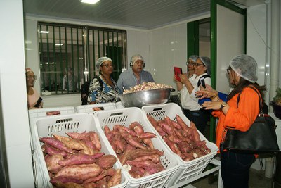 Quatro países visitaram o Brasil para aprofundar conhecimentos em programas de alimentação escolar 4.JPEG
