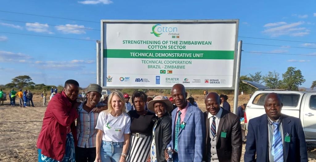 Foto_Missão_Dia de campo_Zimbábue.04.jpg