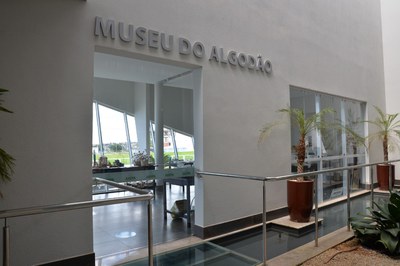 Técnicos africanos conhecem laboratórios da AMIPA 8.JPEG