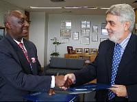 Visita ao Brasil do Diretor-Executivo da OIMT