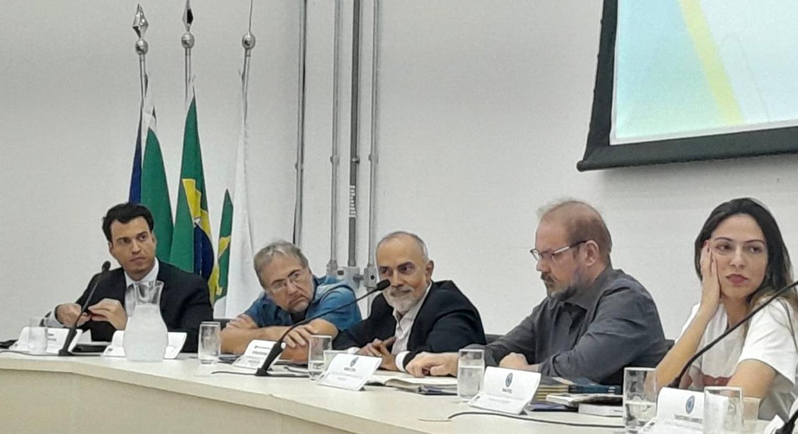 Professores da UnB, diretor-adjunto da ABIN e diretora da Escola de Inteligência