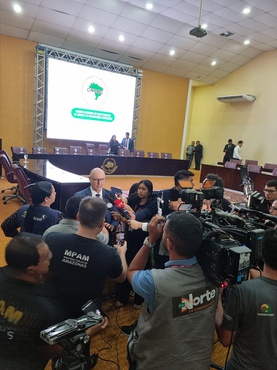 Diretor-Geral concede entrevista à imprensa (Fonte: MP/AM)