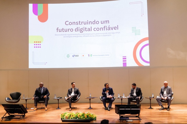 Diretor do Cepesc e representantes no Brasil das maiores empresas de tecnologia
