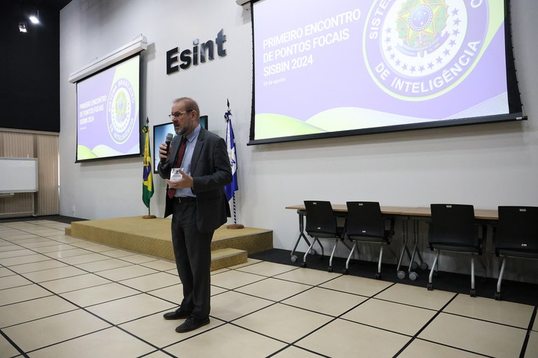 "Temos um compromisso com o assessoramento de mais alto nível", afirmou o diretor-adjunto da ABIN