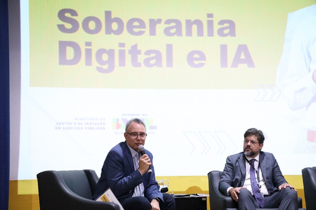 Painel “Inteligência e soberania digital: desafios e perspectivas para o Brasil”