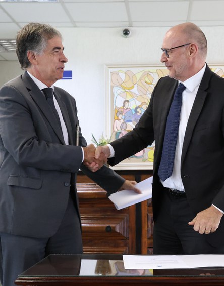 Secretário-executivo do MCTI e diretor-geral da ABIN assinaram ato declaratório de reconhecimento da ABIN como ICT em 6 de novembro de 2024  