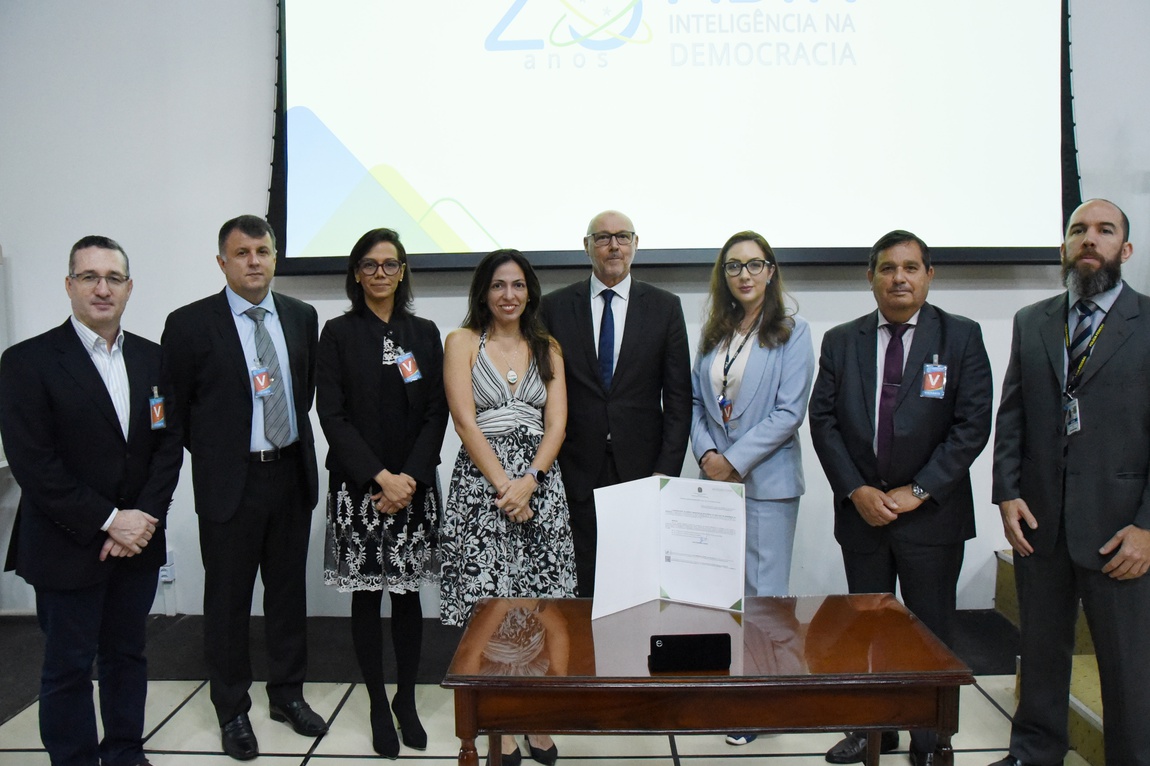Representantes de escolas de Inteligência iniciam construção de Fórum