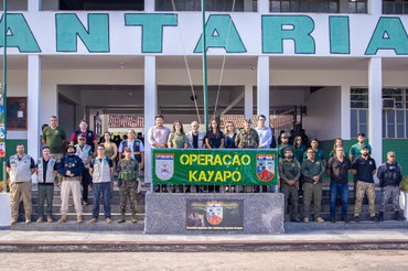 Foto oficial do início da Operação de Desintrusão da Terra Indígena Kayapó