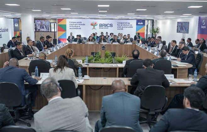 Delegações do BRICS reúnem-se no 2º dia do GT de Contraterrorismo (Foto: Rafa Neddermeyer - BRICS/Secom/PR)