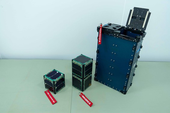 FloripaSat-2A e FloripaSat-2B. Créditos: Innospace/UFSC