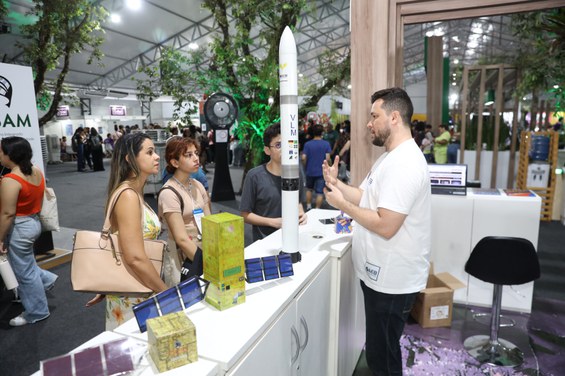 Público pôde tirar dúvidas no estande da ExpoT&C - Crédito: Eliezer Rodrigues