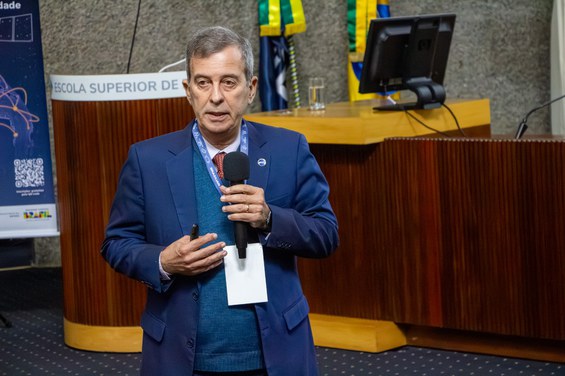 Diretor de Governança do Setor Espacial da AEB, Rogério Luiz Veríssimo