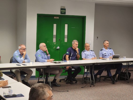 Diretores da AEB na reunião de coordenação do SINDAE