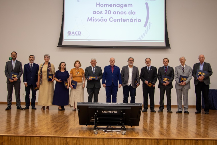 Homenageados dos 20 anos da Missão Centenário.