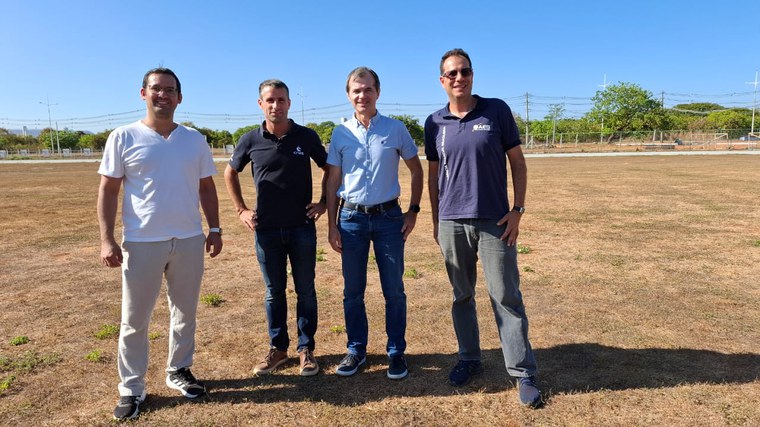 Na imagem: representantes da AEB, da UFT e da CNES.