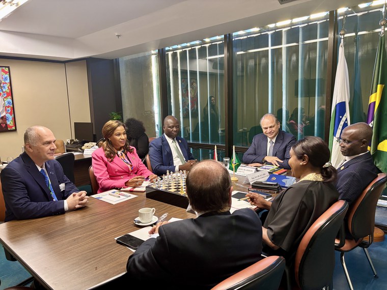 Reunião com a delegação parlamentar da assembleia nacional de Angola..