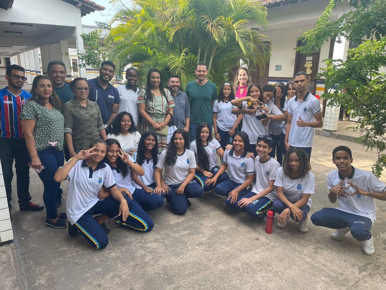 Alunos da escola U.E.B. Gomes de Sousa