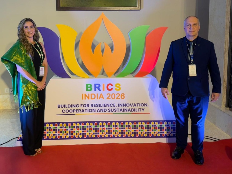 Assessora de Cooperação Internacional, Márcia Alvarenga; e Presidente da AEB, Marco Antonio Chamon, na Reunião dos Chefes das Agências Espaciais do BRICS.