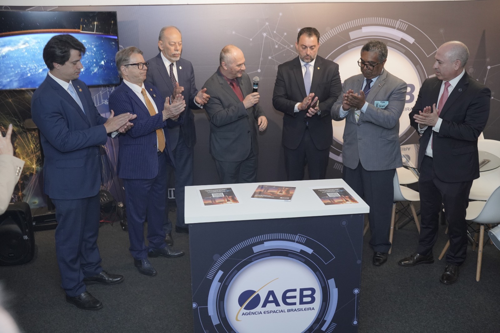 AEB apresenta ações do Programa Espacial Brasileiro na Câmara dos Deputados
