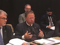 Blairo defende transição em eventual mudança de padrão de consumo de alimentos