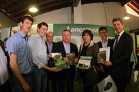 Blairo Maggi lança tecnologias da Embrapa na Expointer 2016